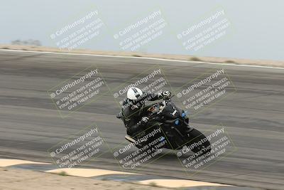 media/Nov-15-2025-Race Pace (Sat) [[8de605a2d8]]/Non Verified Riders (1st 20 Minutes)/Bowl (1015am)/